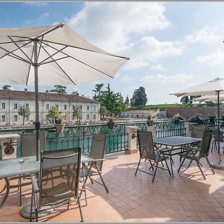 Fiori Sull'Acqua Apartments Peschiera del Garda Buitenkant foto